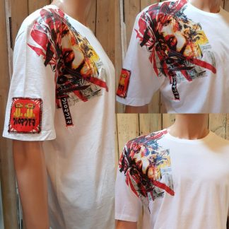 Disorder Hot Lips T-shirt hand printed, hand embroidered, slow fashion garment made from organic cotton. Disorder Hot Lips image is from an original oil painting by Disorder. It is inspired by Japanese Manga, fused with a subversive British twist.