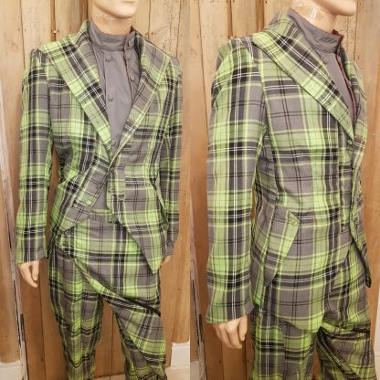 Disorder Green Tartan Explorer Jacket anSamurai Trousers: fusion of Japanese styling, Italian cut, subversive British twist. Pays homage to Vivienne Westwood punk aesthetic.
